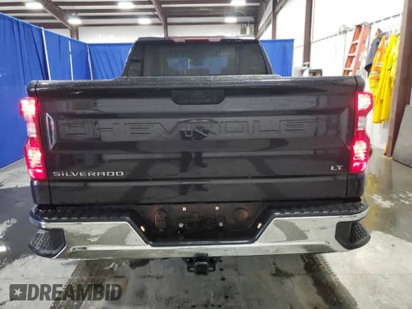 2023 Chevrolet Silverado 1500 LT z VIN 1GCPDDEK2PZ314484, wystawiony jako Copart lot #65538304 z przebiegiem 16 108 mil mil oraz Czysty tytuł • Clean title. Historia ofert i sprzedaży dostępna na DreamBid. Obrazek 6.