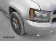 2011 Chevrolet Tahoe LT с VIN 1GNSKBE00BR136450, выставлен на аукционе IAAI как лот 43297549 с пробегом 316 971 миль миль и . История ставок и продаж доступна на DreamBid. Изображение 12.