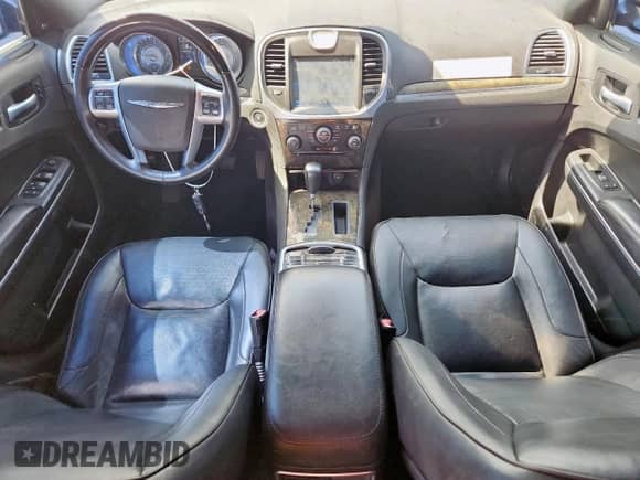 2012 Chrysler 300 C с VIN 2C3CCAET7CH250501, выставлен на аукционе Copart как лот 63693725 с пробегом 189 566 миль миль и Чистый • Clean title. История ставок и продаж доступна на DreamBid. Изображение 8.