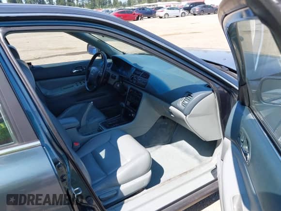 1996 Honda Accord EX z VIN 1HGCE6677TA011051, wystawiony jako IAAI lot #42819913 z przebiegiem 192 879 mil mil oraz . Historia ofert i sprzedaży dostępna na DreamBid. Obrazek 5.