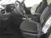 2025 Chevrolet TrailBlazer LT с VIN KL79MRSLXSB086333, выставлен на аукционе Copart как лот 72030535 с пробегом 7 610 миль миль и Списание • Salvage title. История ставок и продаж доступна на DreamBid. Изображение 7.