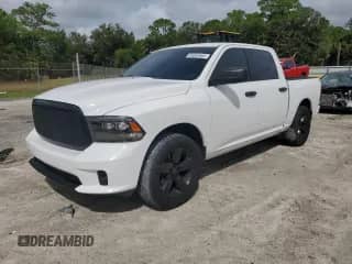2016 Ram 1500 Express z VIN 1C6RR6KT5GS405171, wystawiony jako Copart lot #84069465 z przebiegiem 91 969 mil mil oraz Szkoda całkowita • Salvage title. Historia ofert i sprzedaży dostępna na DreamBid. Obrazek 1.