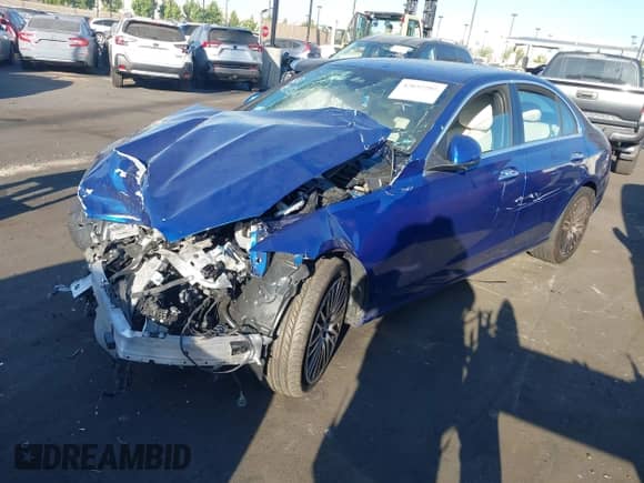 2024 Mercedes-Benz C 300 z VIN W1KAF4GB1RR185434, wystawiony jako IAAI lot #42652202 z przebiegiem 19 119 mil mil oraz . Historia ofert i sprzedaży dostępna na DreamBid. Obrazek 20.