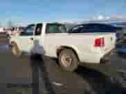 2003 Chevrolet S-10 Fleet z VIN 1GCCS19X238233364, wystawiony jako Copart lot #85746534 z przebiegiem 162 144 mil mil oraz Czysty tytuł • Clean title. Historia ofert i sprzedaży dostępna na DreamBid. Obrazek 2.