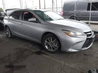 2017 Toyota Camry XLE с VIN 4T1BF1FK5HU750886, выставлен на аукционе IAAI как лот 43417821 с пробегом 158 916 миль миль и . История ставок и продаж доступна на DreamBid. Изображение 1.