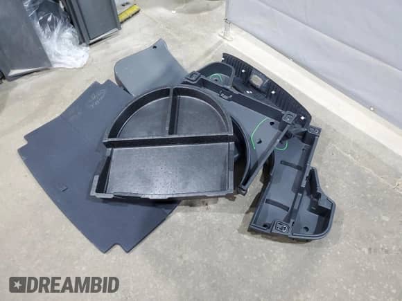 2011 Hyundai Elantra GLS z VIN KMHDB8AE5BU091830, wystawiony jako Copart lot #69296635 z przebiegiem 50 761 mil mil oraz Szkoda całkowita • Salvage title. Historia ofert i sprzedaży dostępna na DreamBid. Obrazek 12.