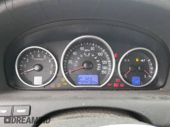 2008 Hyundai Veracruz GLS с VIN KM8NU13C08U034462, выставлен на аукционе Copart как лот 86570404 с пробегом 244 704 миль миль и Списание • Salvage title. История ставок и продаж доступна на DreamBid. Изображение 9.