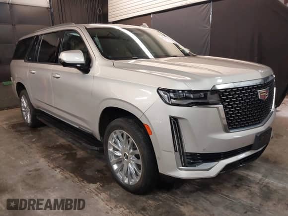 2022 Cadillac Escalade ESV с VIN 1GYS4KKT1NR220003, выставлен на аукционе IAAI как лот 42319143 с пробегом 30 433 миль миль и . История ставок и продаж доступна на DreamBid. Изображение 1.