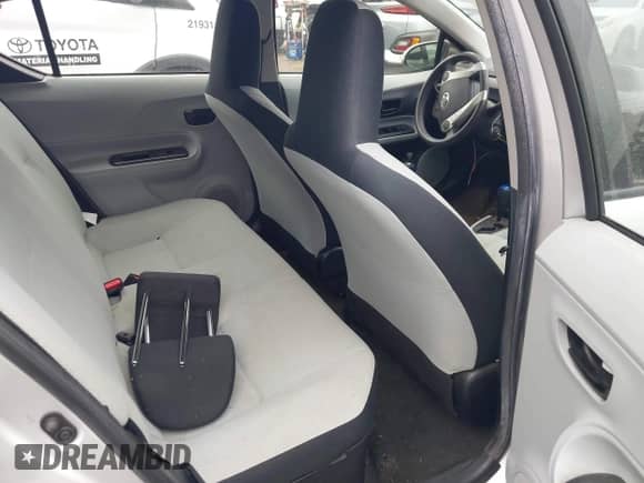 2013 Toyota Prius Two с VIN JTDKDTB39D1549055, выставлен на аукционе IAAI как лот 43547890 с пробегом 216 603 миль миль и . История ставок и продаж доступна на DreamBid. Изображение 8.