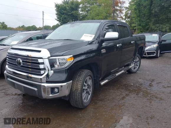 2019 Toyota Tundra SR5 с VIN 5TFAY5F15KX792392, выставлен на аукционе IAAI как лот 43157300 с пробегом 73 246 миль миль и . История ставок и продаж доступна на DreamBid. Изображение 17.