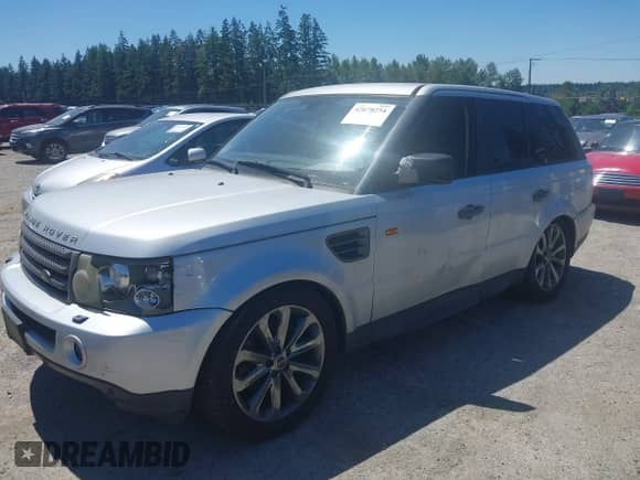 2007 Land Rover Range Rover Sport HSE с VIN SALSF25447A987679, выставлен на аукционе IAAI как лот 42678254 с пробегом 126 898 миль миль и . История ставок и продаж доступна на DreamBid. Изображение 2.