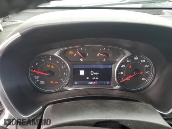 2020 Chevrolet Equinox LT z VIN 2GNAXUEV4L6233491, wystawiony jako Copart lot #80021175 z przebiegiem 45 657 mil mil oraz Czysty tytuł • Clean title. Historia ofert i sprzedaży dostępna na DreamBid. Obrazek 9.