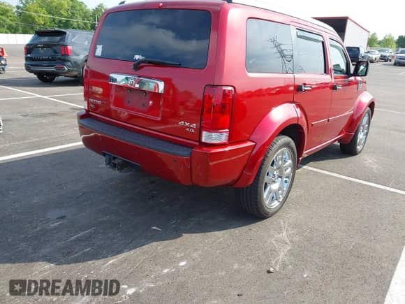 2008 Dodge Nitro R/T with VIN 1D8GU58678W102267, listed as a IAAI auction lot 42620907 with 186,937 mi miles and . Bid and sale history available at DreamBid. Image 4.