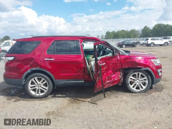 2017 Ford Explorer Limited z VIN 1FM5K7F89HGB59782, wystawiony jako IAAI lot #43393602 z przebiegiem 52 395 mil mil oraz . Historia ofert i sprzedaży dostępna na DreamBid. Obrazek 13.