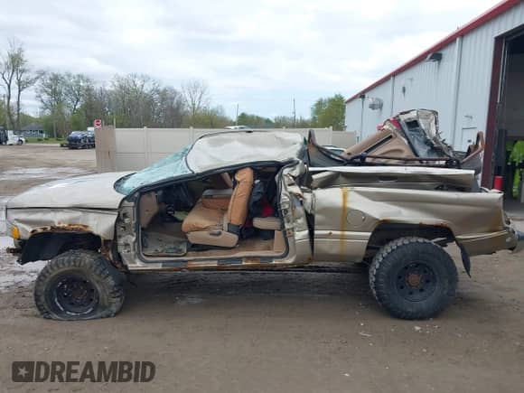 2002 Dodge 2500 с VIN 3B7KF23682M264196, выставлен на аукционе IAAI как лот 42177048 с пробегом Не указан миль и . История ставок и продаж доступна на DreamBid. Изображение 14.