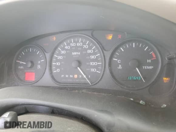 2004 Chevrolet Venture LS с VIN 1GNDX03E34D200915, выставлен на аукционе Copart как лот 58545405 с пробегом 137 643 миль миль и Списание • Salvage title. История ставок и продаж доступна на DreamBid. Изображение 9.