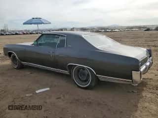 1970 Chevrolet Monte Carlo z VIN 138570B159672, wystawiony jako Copart lot #78476373 z przebiegiem 14 831 mil mil oraz Szkoda całkowita • Salvage title. Historia ofert i sprzedaży dostępna na DreamBid. Obrazek 2.