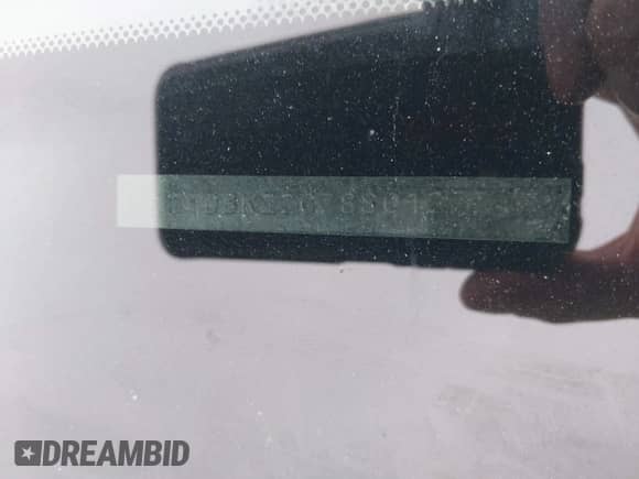 2008 Toyota Sienna XLE z VIN 5TDBK22C78S012774, wystawiony jako IAAI lot #42290495 z przebiegiem Nie podano mil oraz . Historia ofert i sprzedaży dostępna na DreamBid. Obrazek 11.