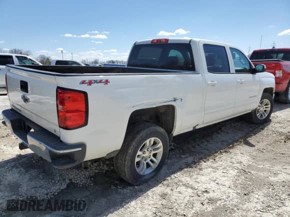 2016 Chevrolet Silverado 1500 LT with VIN 1GCUKREC6GF148924, listed as a Copart auction lot 47639175 with 139,819 mi miles and Salvage title. Bid and sale history available at DreamBid. Image 3.