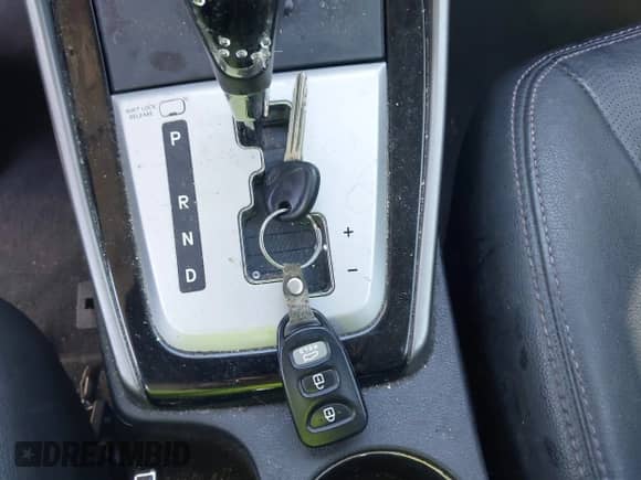 2012 Hyundai Elantra Limited с VIN 5NPDH4AE1CH081335, выставлен на аукционе IAAI как лот 42469675 с пробегом 274 278 миль миль и . История ставок и продаж доступна на DreamBid. Изображение 11.