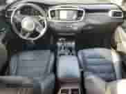 2016 Kia Sorento SXL z VIN 5XYPKDA50GG008209, wystawiony jako Copart lot #72021105 z przebiegiem 117 104 mil mil oraz Szkoda całkowita • Salvage title. Historia ofert i sprzedaży dostępna na DreamBid. Obrazek 8.