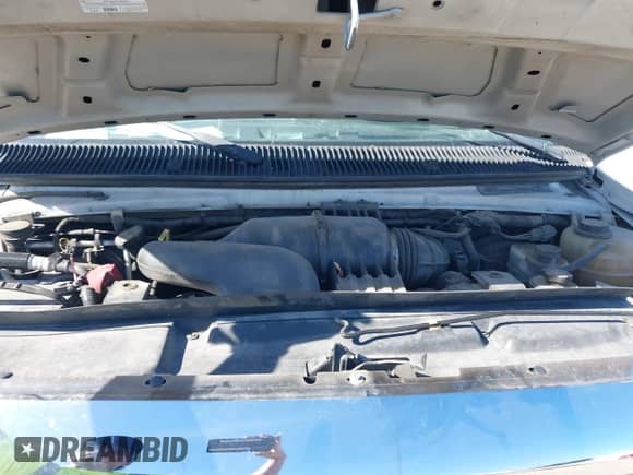 2013 Ford Econoline Cargo Commercial with VIN 1FTNE2EL0DDA69257, listed as a IAAI auction lot 41703772 with 261,935 mi miles and . Bid and sale history available at DreamBid. Image 10.