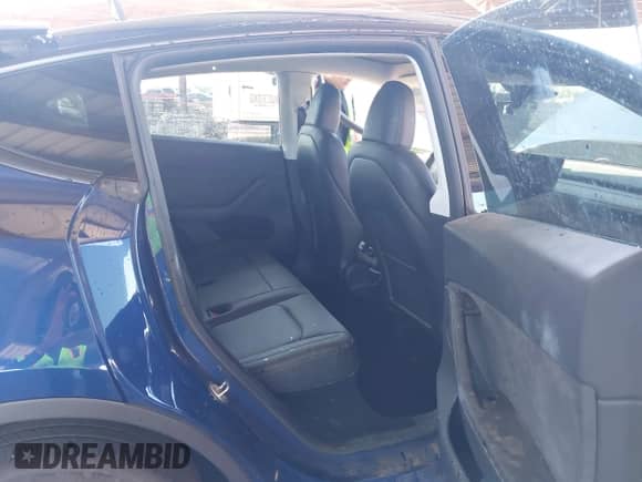 2023 Tesla Model Y Long Range с VIN 7SAYGDEE2PA135339, выставлен на аукционе IAAI как лот 43162574 с пробегом 13 900 миль миль и . История ставок и продаж доступна на DreamBid. Изображение 8.