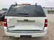 2010 Ford Explorer XLT с VIN 1FMEU6DE4AUA74465, выставлен на аукционе Copart как лот 57795585 с пробегом 167 186 миль миль и Списание • Salvage title. История ставок и продаж доступна на DreamBid. Изображение 6.
