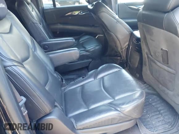 2016 Cadillac Escalade ESV Platinum с VIN 1GYS4KKJXGR339119, выставлен на аукционе IAAI как лот 42166158 с пробегом 76 846 миль миль и . История ставок и продаж доступна на DreamBid. Изображение 8.