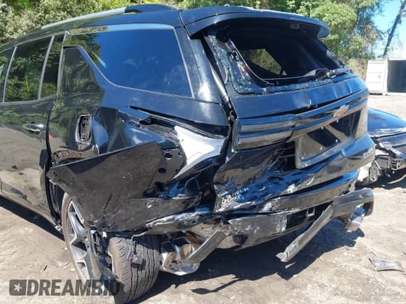 2025 Chevrolet Traverse AWD High Country с VIN 1GNEVKRS6SJ178359, выставлен на аукционе IAAI как лот 43088601 с пробегом 14 026 миль миль и . История ставок и продаж доступна на DreamBid. Изображение 6.