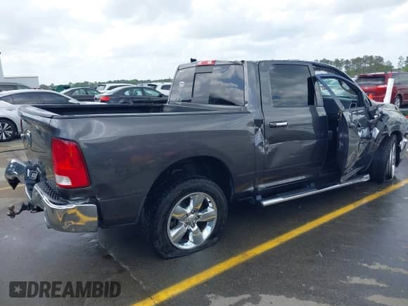 2016 Ram 1500 Lone Star z VIN 1C6RR6LTXGS169454, wystawiony jako IAAI lot #41947483 z przebiegiem 150 744 mil mil oraz . Historia ofert i sprzedaży dostępna na DreamBid. Obrazek 4.