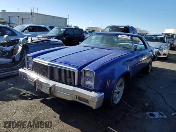1977 Chevrolet Malibu с VIN 1D37L7Z468916, выставлен на аукционе Copart как лот 78491243 с пробегом Не указан миль и На запчасти • Non repairable. История ставок и продаж доступна на DreamBid. Изображение 1.