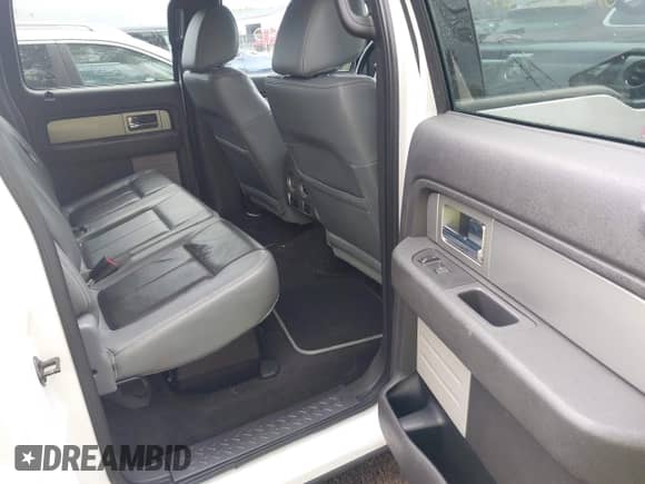 2011 Ford F-150 Lariat with VIN 1FTFW1E62BFA49969, listed as a IAAI auction lot 43404490 with 176,682 mi miles and . Bid and sale history available at DreamBid. Image 8.