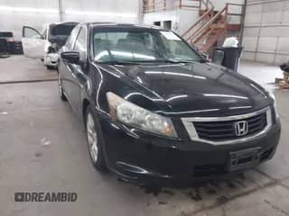 2010 Honda Accord EX-L z VIN 1HGCP2F84AA142978, wystawiony jako IAAI lot #42909775 z przebiegiem 176 455 mil mil oraz . Historia ofert i sprzedaży dostępna na DreamBid. Obrazek 1.