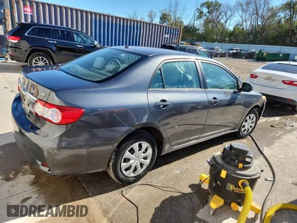 2011 Toyota Corolla L with VIN 2T1BU4EE9BC720205, listed as a Copart auction lot 87106245 with 83,225 mi miles and Clean title. Bid and sale history available at DreamBid. Image 4.
