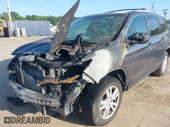 2017 Honda Pilot LX z VIN 5FNYF5H17HB007939, wystawiony jako IAAI lot #42557095 z przebiegiem 176 028 mil mil oraz . Historia ofert i sprzedaży dostępna na DreamBid. Obrazek 6.