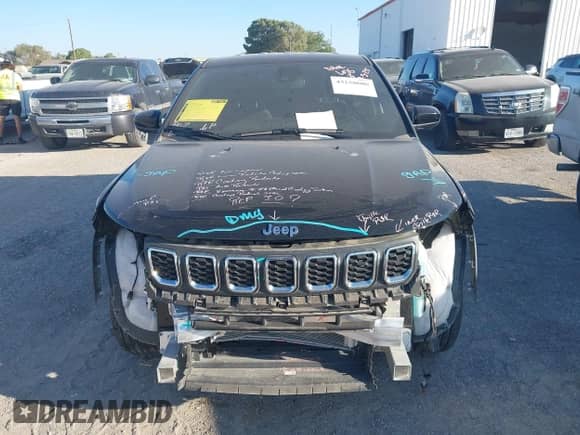 2025 Jeep Compass Sport z VIN 3C4NJDAN6ST539118, wystawiony jako IAAI lot #43150606 z przebiegiem 4 818 mil mil oraz . Historia ofert i sprzedaży dostępna na DreamBid. Obrazek 12.