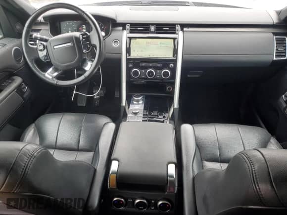 2019 Land Rover Discovery HSE z VIN SALRR2RV0K2400468, wystawiony jako Copart lot #89675715 z przebiegiem 135 197 mil mil oraz Czysty tytuł • Clean title. Historia ofert i sprzedaży dostępna na DreamBid. Obrazek 8.