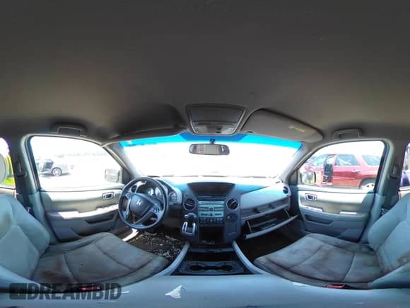 2011 Honda Pilot EX with VIN 5FNYF3H48BB047730, listed as a IAAI auction lot 43017334 with 175,000 mi miles and . Bid and sale history available at DreamBid. Image 18.