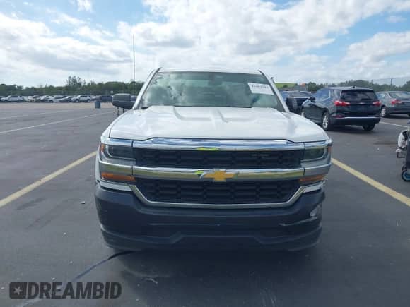 2019 Chevrolet Silverado 1500 Work Truck с VIN 2GCRCNEC0K1131175, выставлен на аукционе IAAI как лот 43482543 с пробегом 73 645 миль миль и . История ставок и продаж доступна на DreamBid. Изображение 12.