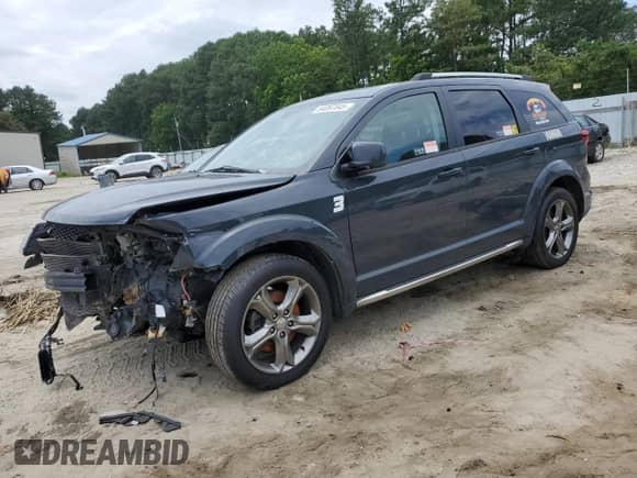 2017 Dodge Journey Crossroad Plus with VIN 3C4PDDGG2HT578810, listed as a Copart auction lot 64097045 with 256,113 mi miles and Salvage title. Bid and sale history available at DreamBid. Image 1.