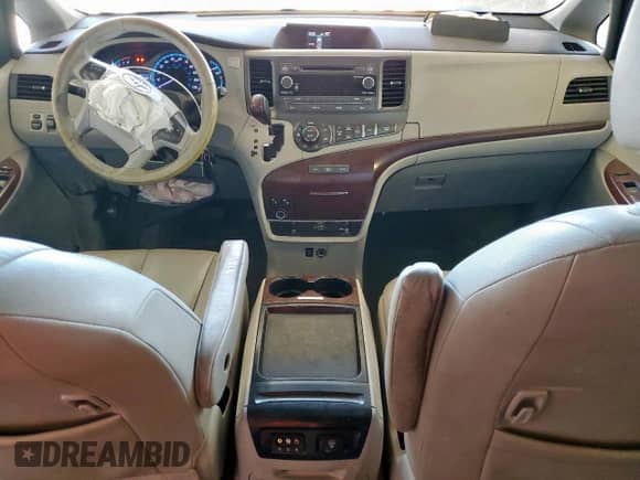 2011 Toyota Sienna XLE AAS with VIN 5TDYK3DC9BS147193, listed as a Copart auction lot 66310535 with 208,252 mi miles and Salvage title. Bid and sale history available at DreamBid. Image 8.