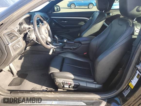 2016 BMW 4 Series 428i z VIN WBA3N7C54GK225662, wystawiony jako Copart lot #81121845 z przebiegiem 67 616 mil mil oraz Szkoda całkowita • Salvage title. Historia ofert i sprzedaży dostępna na DreamBid. Obrazek 7.