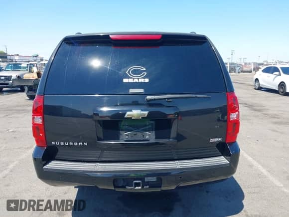 2009 Chevrolet Suburban 2LT z VIN 1GNFC26089R264006, wystawiony jako IAAI lot #42761708 z przebiegiem 199 609 mil mil oraz . Historia ofert i sprzedaży dostępna na DreamBid. Obrazek 16.