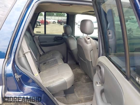 2002 Chevrolet TrailBlazer LS с VIN 1GNDT13S122427343, выставлен на аукционе IAAI как лот 42715044 с пробегом 160 157 миль миль и . История ставок и продаж доступна на DreamBid. Изображение 8.