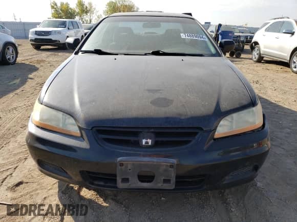 2001 Honda Accord LX с VIN 1HGCG32421A033816, выставлен на аукционе Copart как лот 74889094 с пробегом 207 189 миль миль и Списание • Salvage title. История ставок и продаж доступна на DreamBid. Изображение 5.
