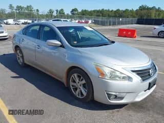 2015 Nissan Altima S с VIN 1N4AL3AP4FC280530, выставлен на аукционе IAAI как лот 43408782 с пробегом 127 486 миль миль и . История ставок и продаж доступна на DreamBid. Изображение 1.
