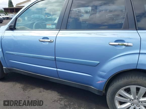 2011 Subaru Forester X Limited with VIN JF2SHAEC6BH747182, listed as a IAAI auction lot 43215821 with 106,516 mi miles and . Bid and sale history available at DreamBid. Image 19.