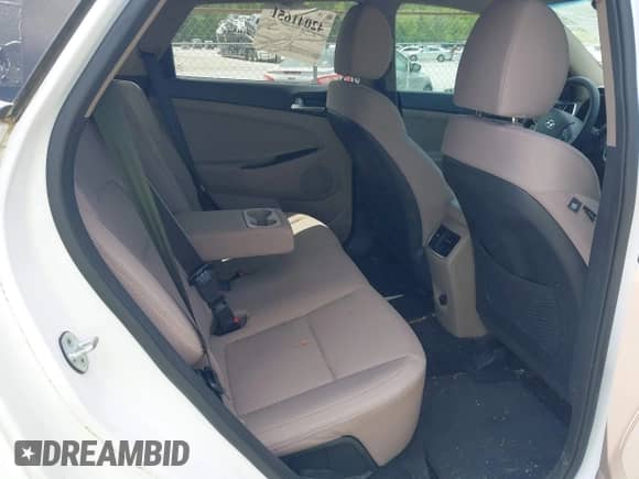 2019 Hyundai Tucson Sport z VIN KM8J33AL5KU066119, wystawiony jako IAAI lot #42041651 z przebiegiem 60 281 mil mil oraz . Historia ofert i sprzedaży dostępna na DreamBid. Obrazek 8.