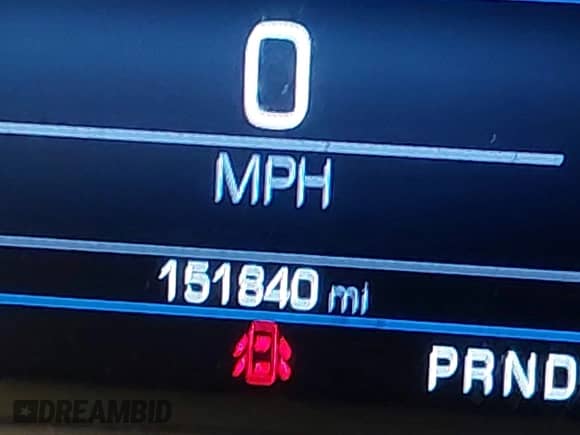 2019 Chevrolet Equinox LT z VIN 2GNAXTEV3K6137229, wystawiony jako IAAI lot #43252422 z przebiegiem 151 840 mil mil oraz . Historia ofert i sprzedaży dostępna na DreamBid. Obrazek 6.